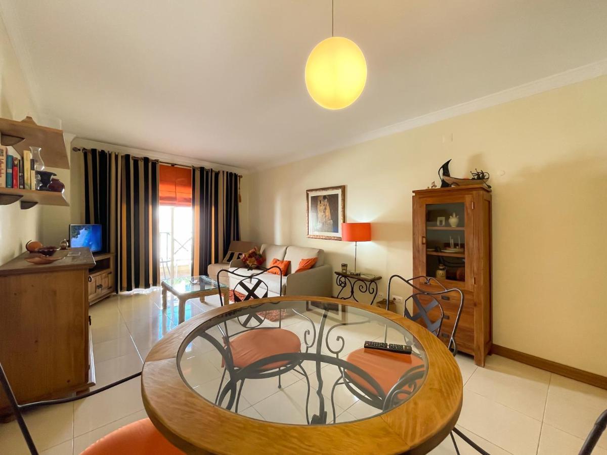 Apartment Old Town Center Albufeira Walk To Beach Dış mekan fotoğraf